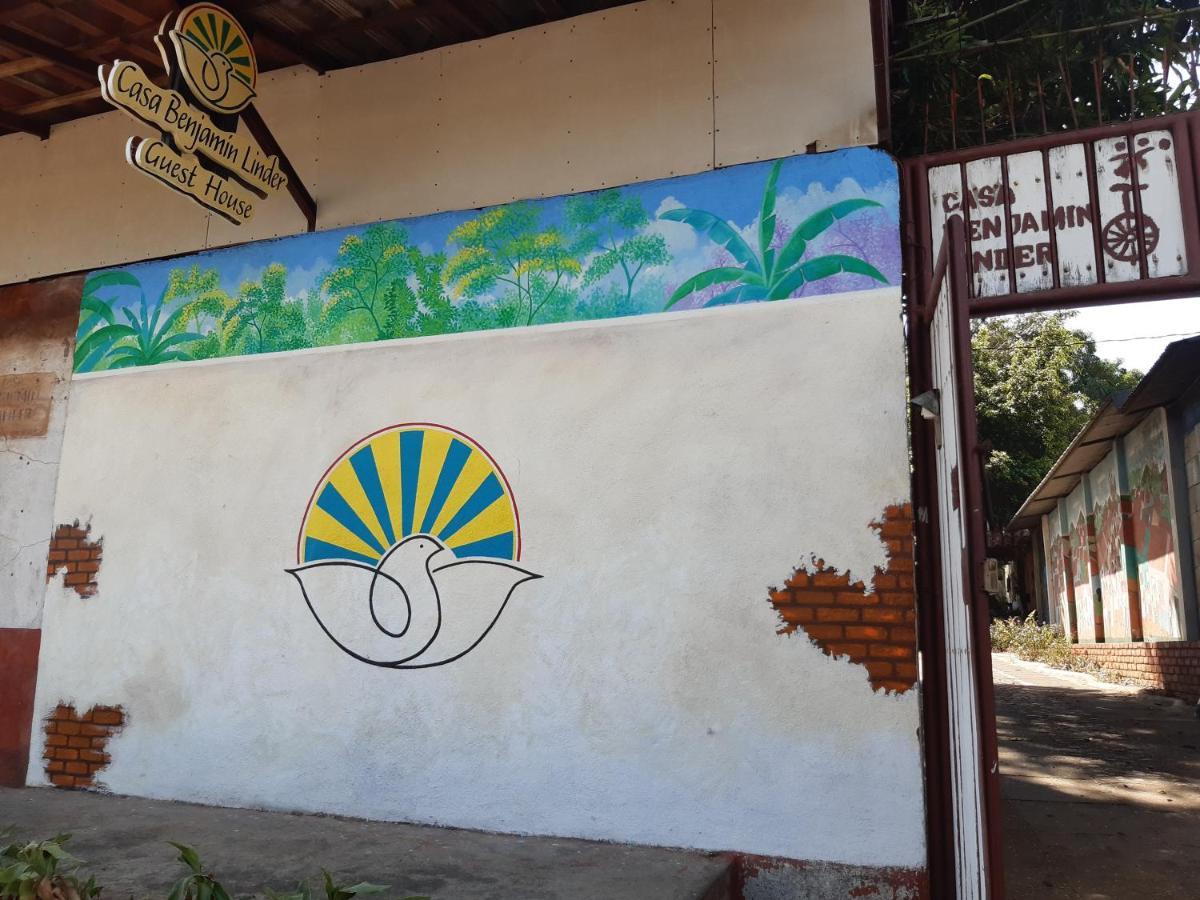 Casa Benjamin Linder Hotel Managua Exterior foto