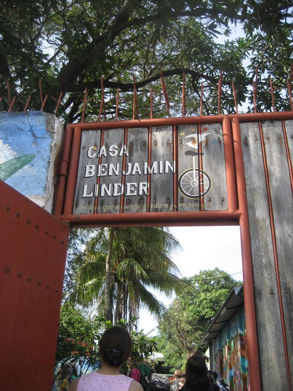 Casa Benjamin Linder Hotel Managua Exterior foto